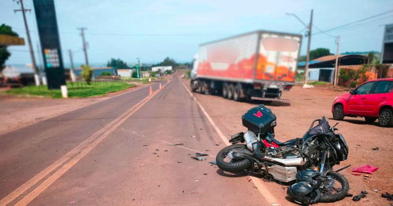 Colisão entre moto e van deixa duas pessoas feridas em Assis Chateaubriand